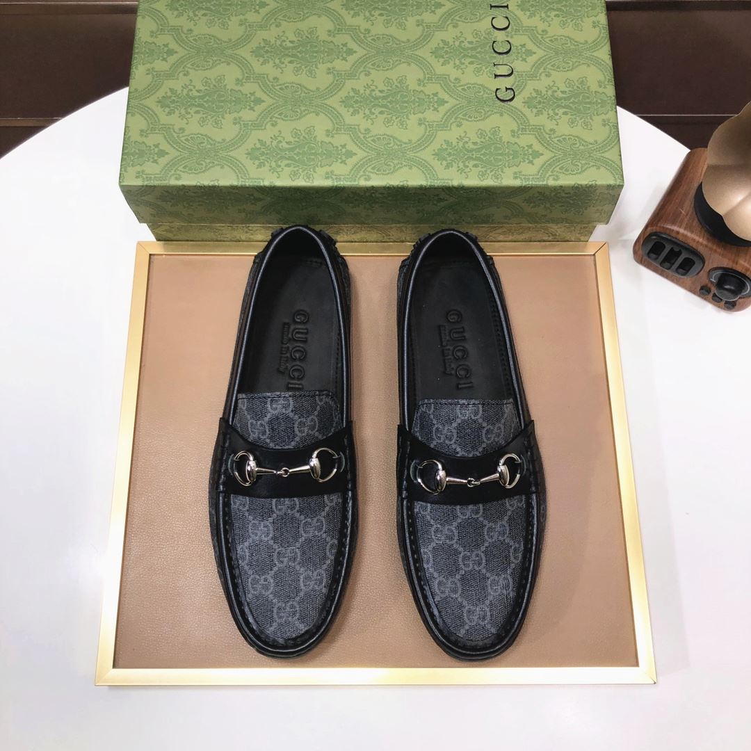 Gucci Low Shoes